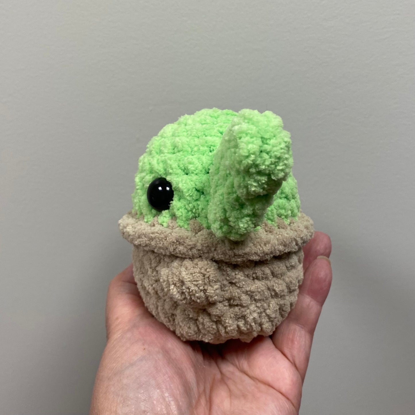 Grogu/Yoda Inspired Green Alien Pocket Plushie