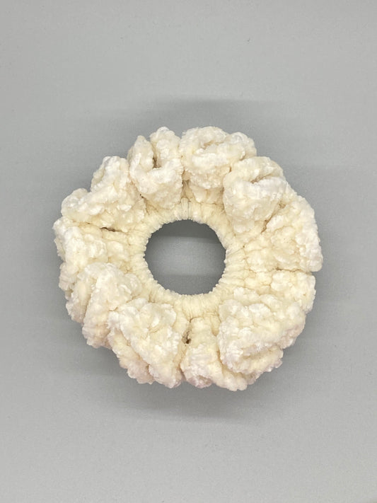 Vanilla Crochet Scrunchie