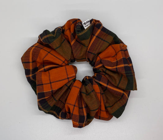 XXL Orange and Black Plaid